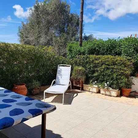 Apartment Seaside In - 38 Sqm With Terrace And Garden *