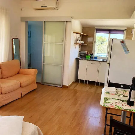 Seaside In - 38 Sqm With Terrace And Garden
